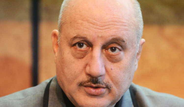Kher no more FTII chairman